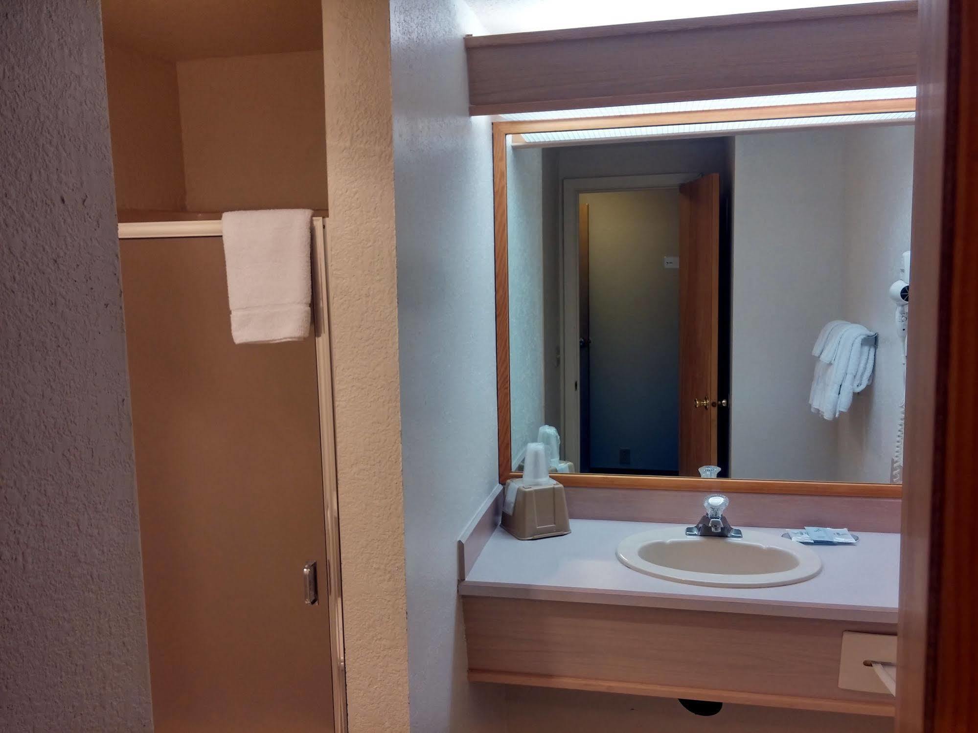 Surfside Resort ロックアウェイ・ビーチ エクステリア 写真